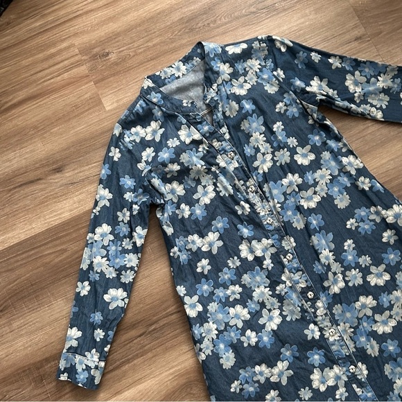 Blue White Chambray Floral Button Font Dress Fits Women Medium - Picture 4 of 9
